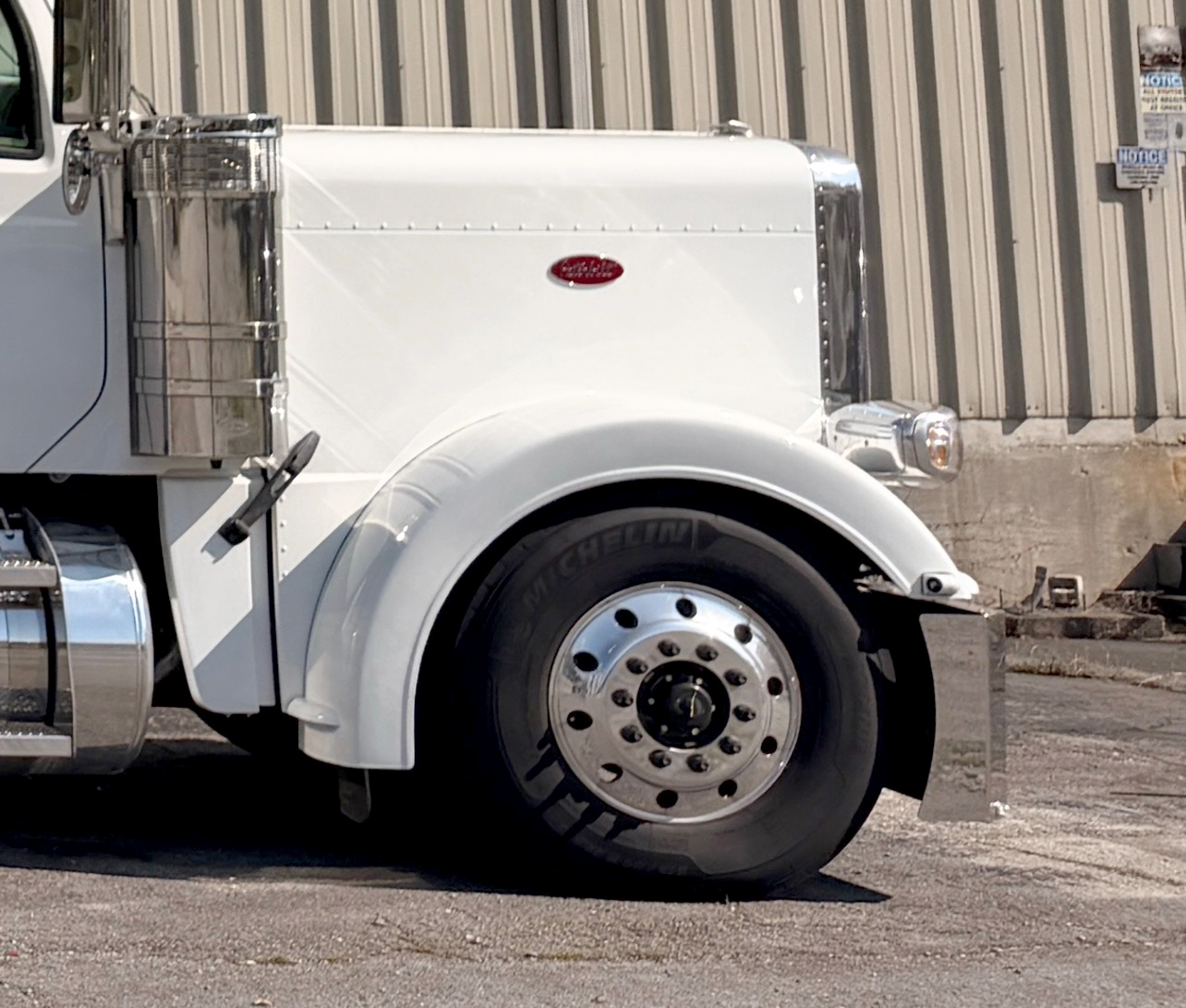 589 6 inch Front Fender